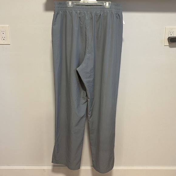 Abercrombie & Fitch Traveler Track Pants. - Picture 4 of 7